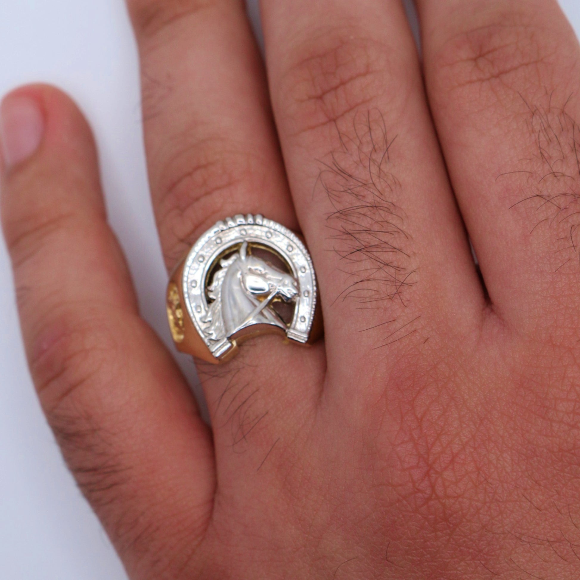 men 14k ring lucky horseshoe and horse